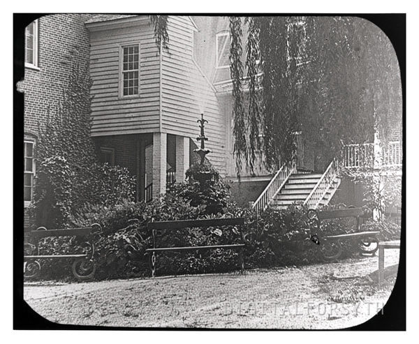 1900